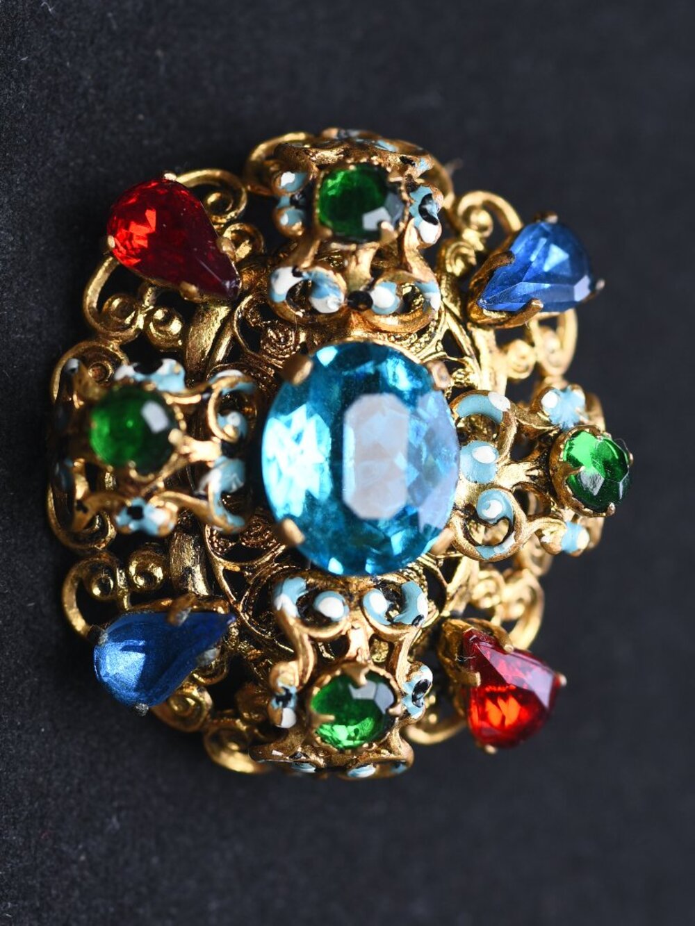 Antique Art Deco 1920’s Gold-Toned Filigree Brooch Pin Colored Rhinestones Czech